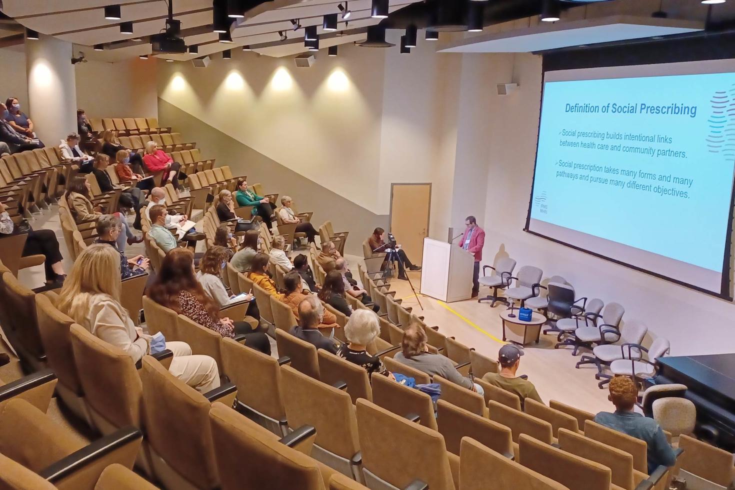 orateurs et public de la conference de l'IRMS precedente