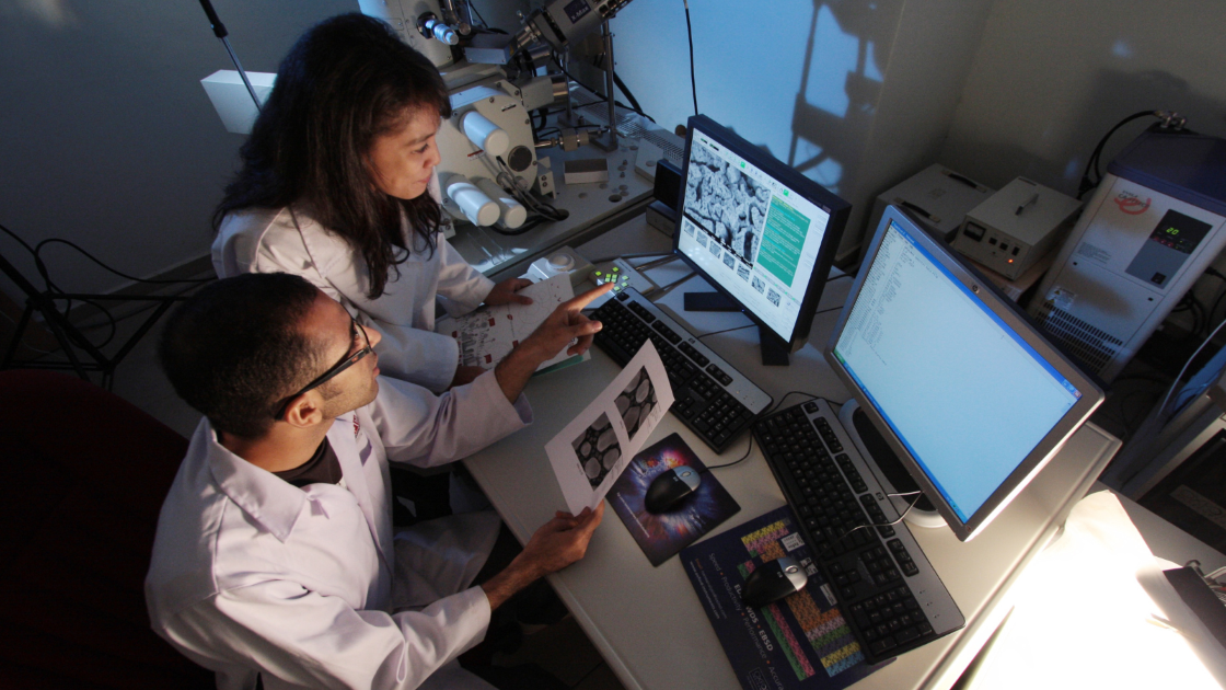 Two people in a lab