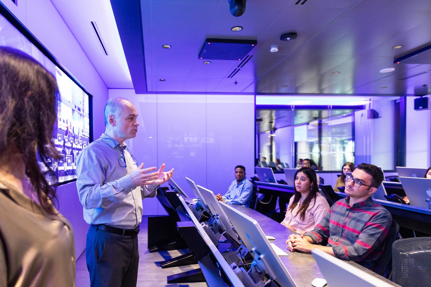 Presentation in the computer lab.