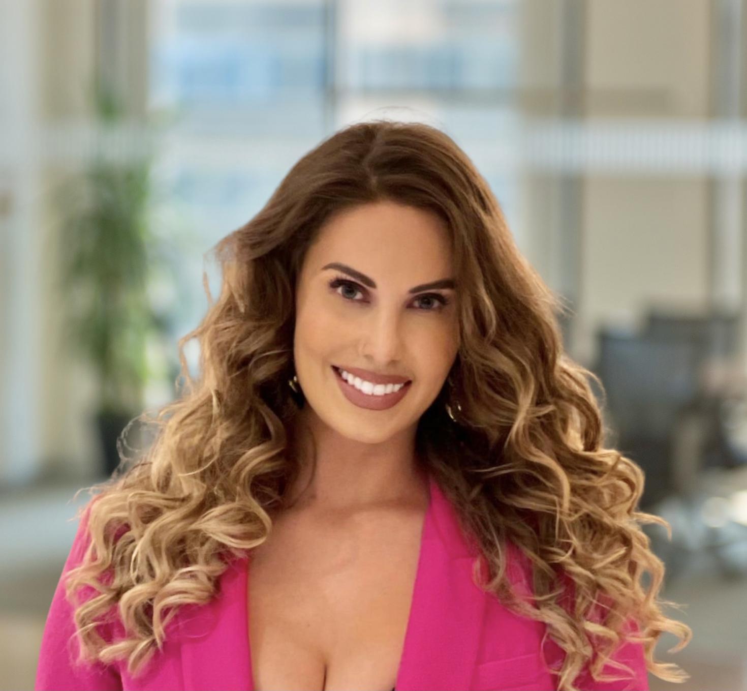 Dr. Sarah Saska