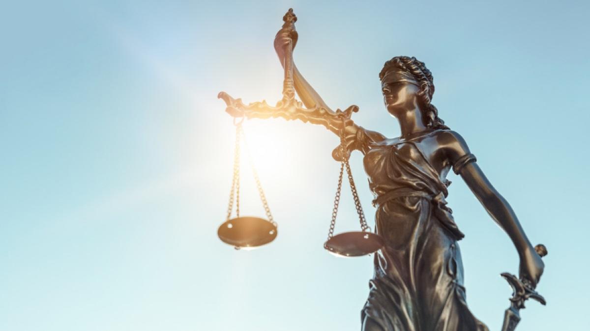 Statue de la justice