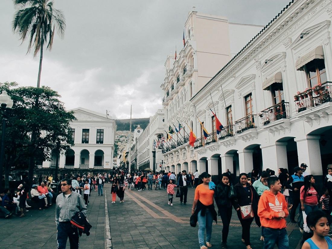 Scène de rue à Quito, Équateur
