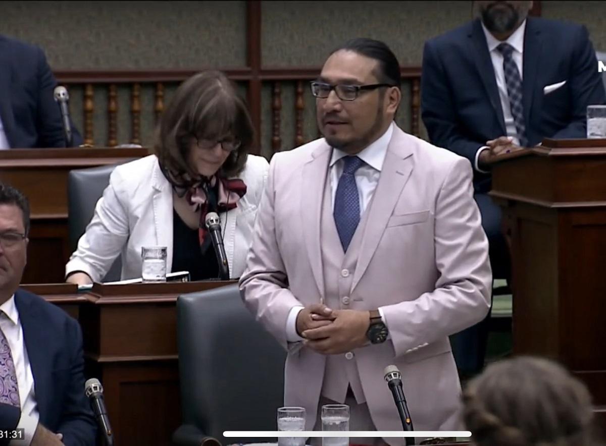 Le député du NPD Sol Mamakwa 