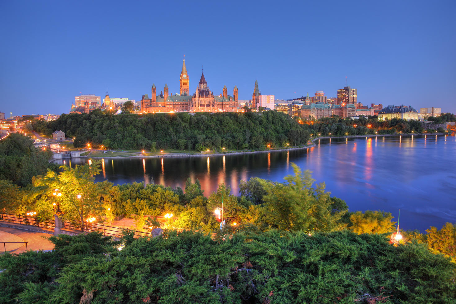 Une vue de la colline du Parlement