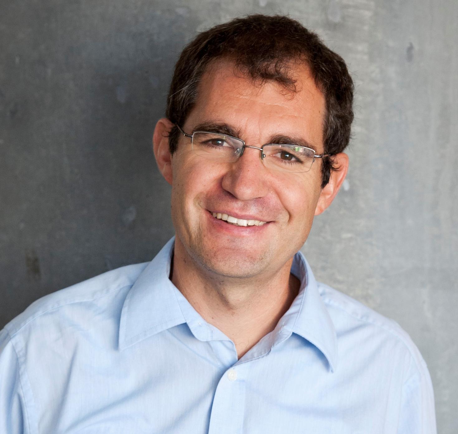 Daniel Stockemer Full Professor in Political Studies in the Faculty of Social Sciences