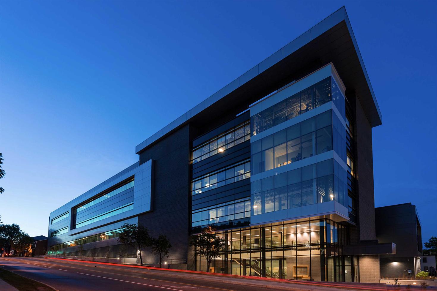 Complexe de recherche avancé