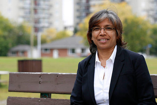 Smita Pakhalé