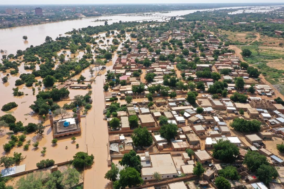 Inondations dans un village