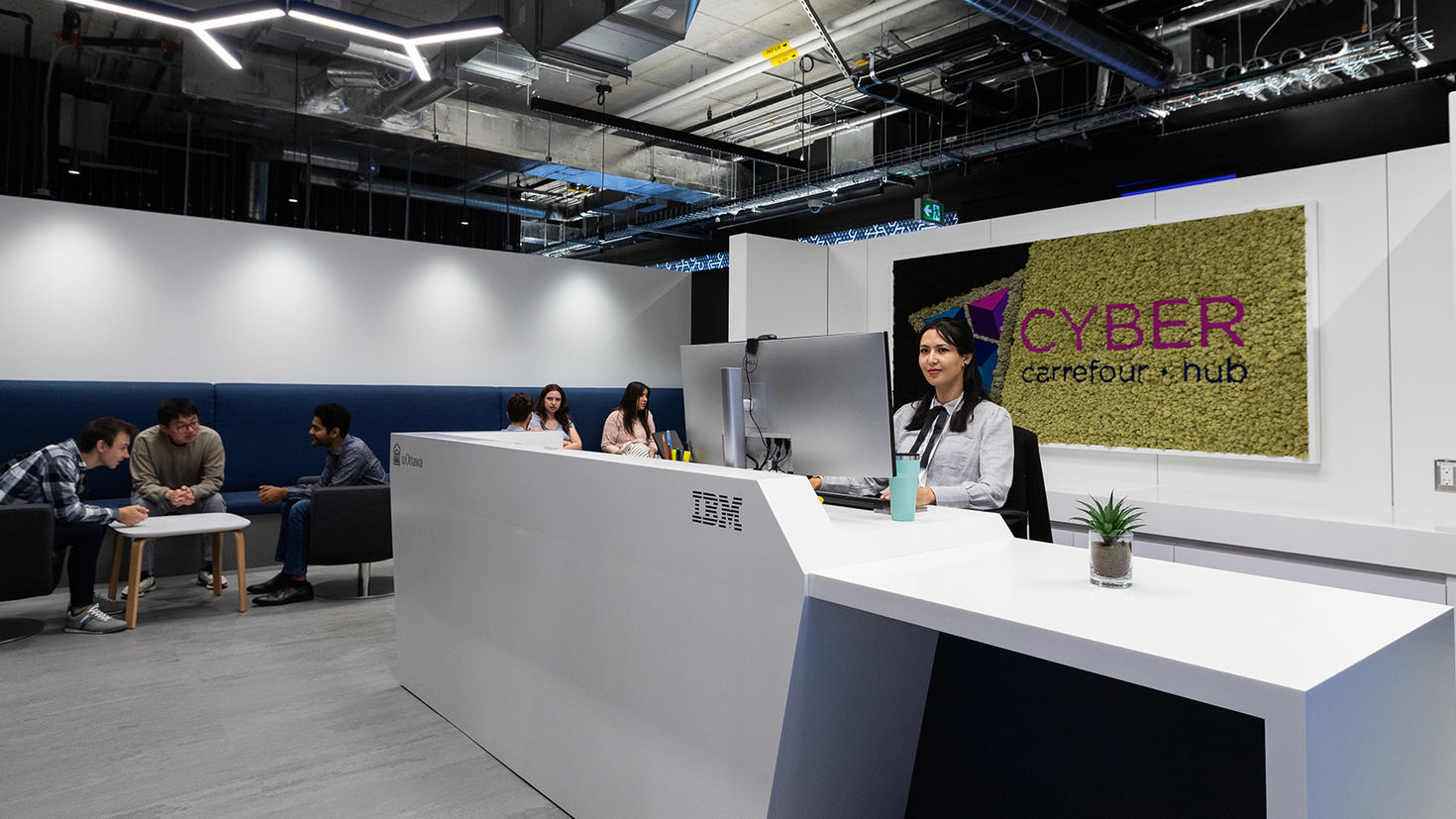 Le nouveau Laboratoire uOttawa-IBM Cyber Range.