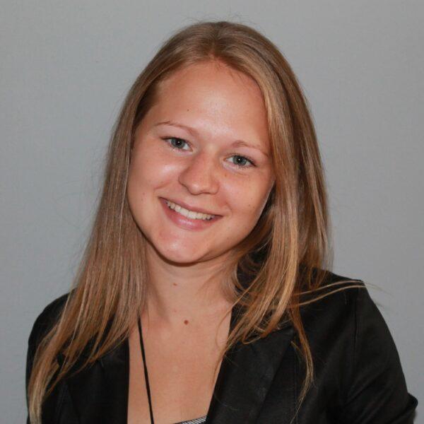 Sabrina Rondeau, chercheuse de niveau postdoctoral bénéficiant d’une bourse du CRSNG au Département de biologie 