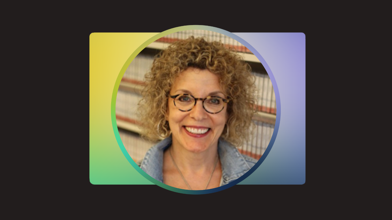 Shana Poplack Portrait Image in a Circle