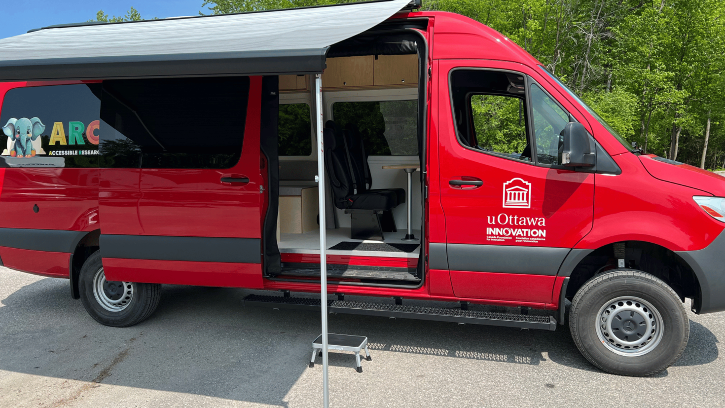 Photo du van rouge