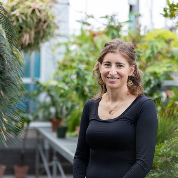 Professeure heather Kharouba