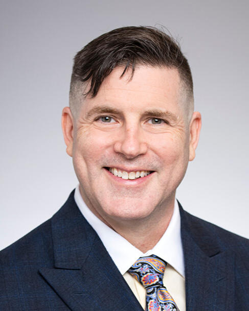Le professeur Craig Phillips