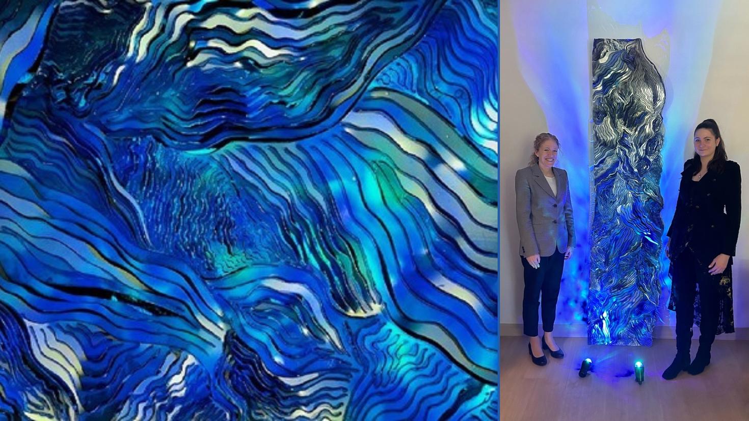 Aurore boréale, par Ana Fox, étudiante à l'Université d'Ottawa, avec Julie St-Pierre, vice-présidente à la Recherche de l'Université d'Ottawa.