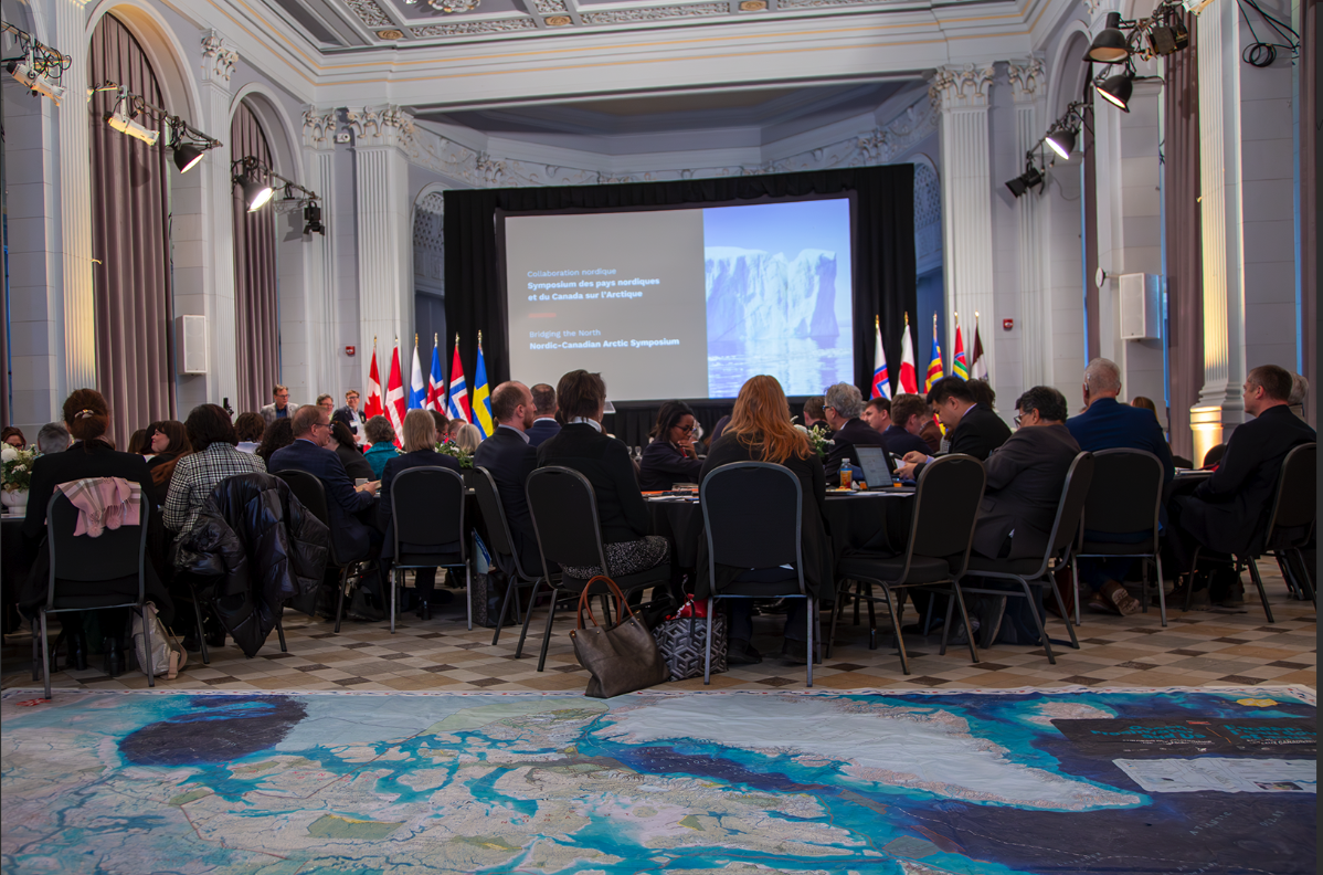 Une salle remplie de participantes et participants au Symposium sur l'arctique 2026 de l’Université d’Ottawa.