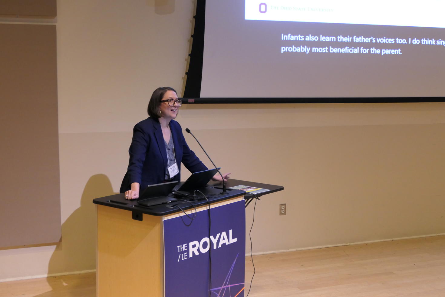 Présentatrice à la conférence de l’IRMS