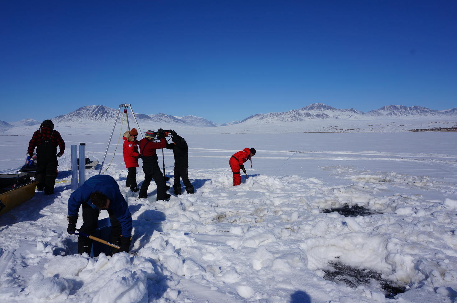 Extracting samples in High Arctic