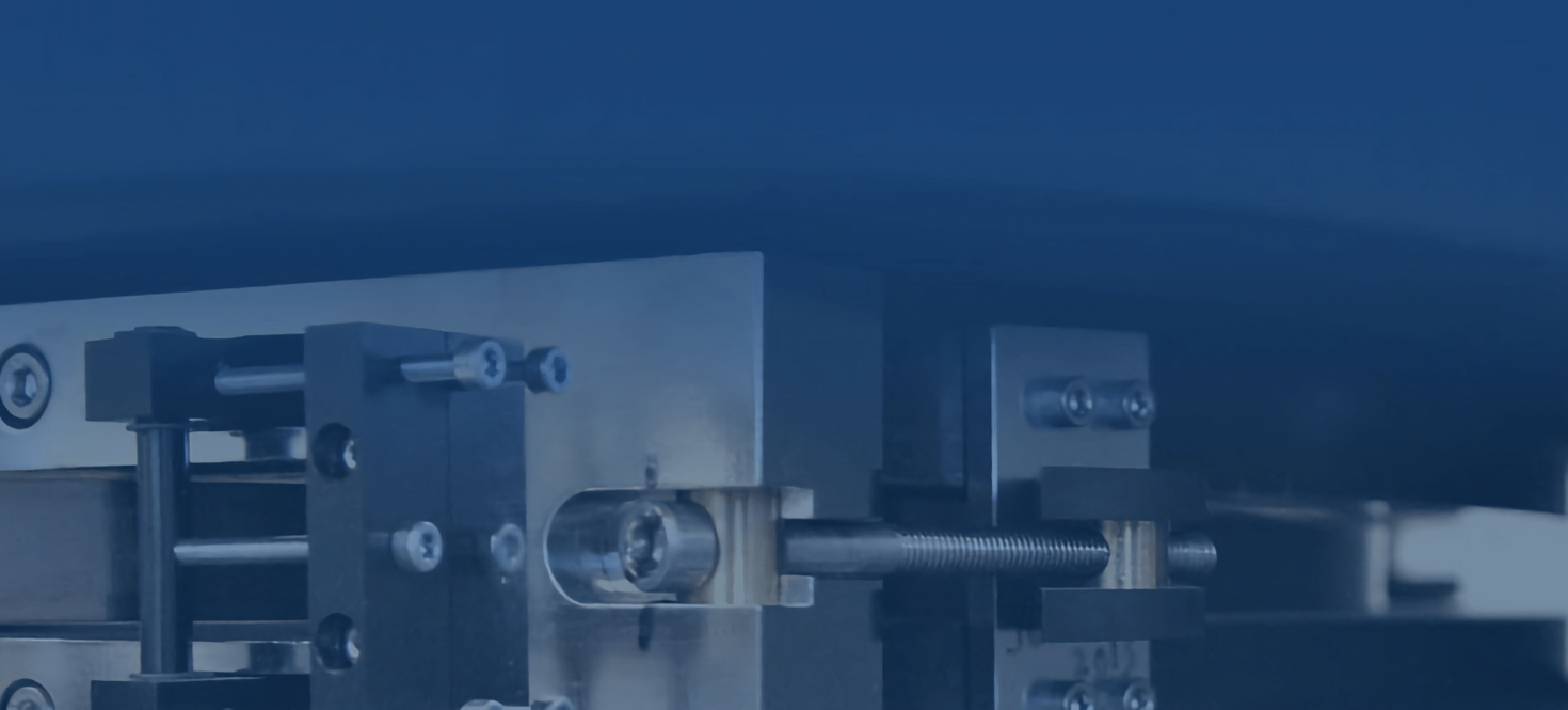 Laboratory machinery