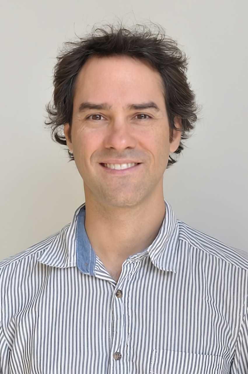 Jean-Michel Ménard, associate professor of physics at the University of Ottawa’s Faculty of Science