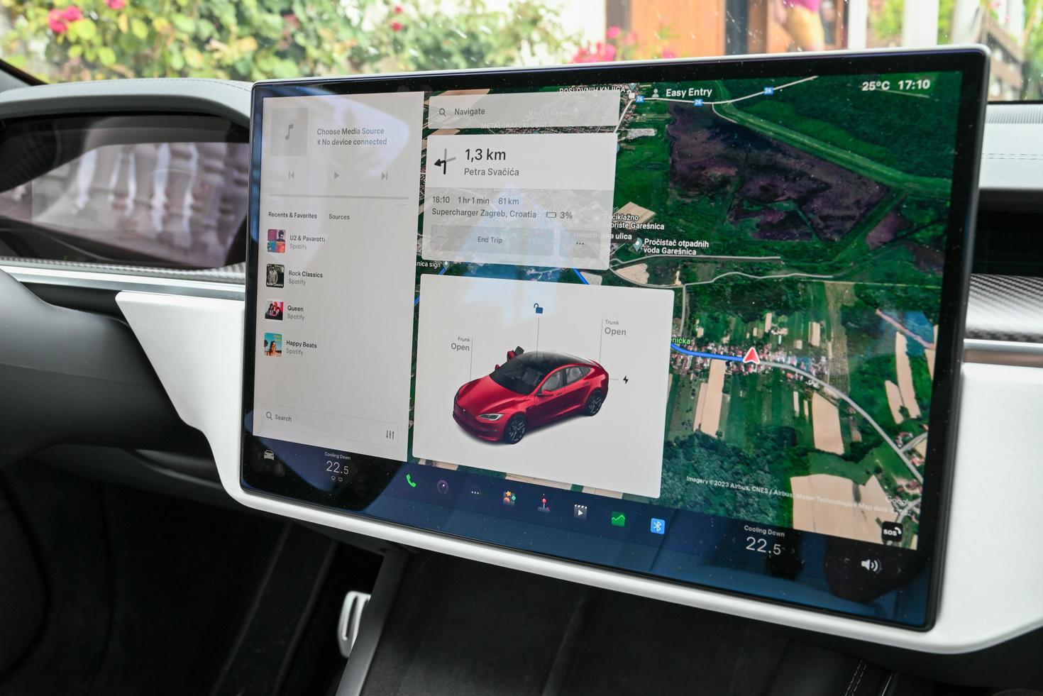 New provincial funding to help drive connected and autonomous vehicle research at uOttawa