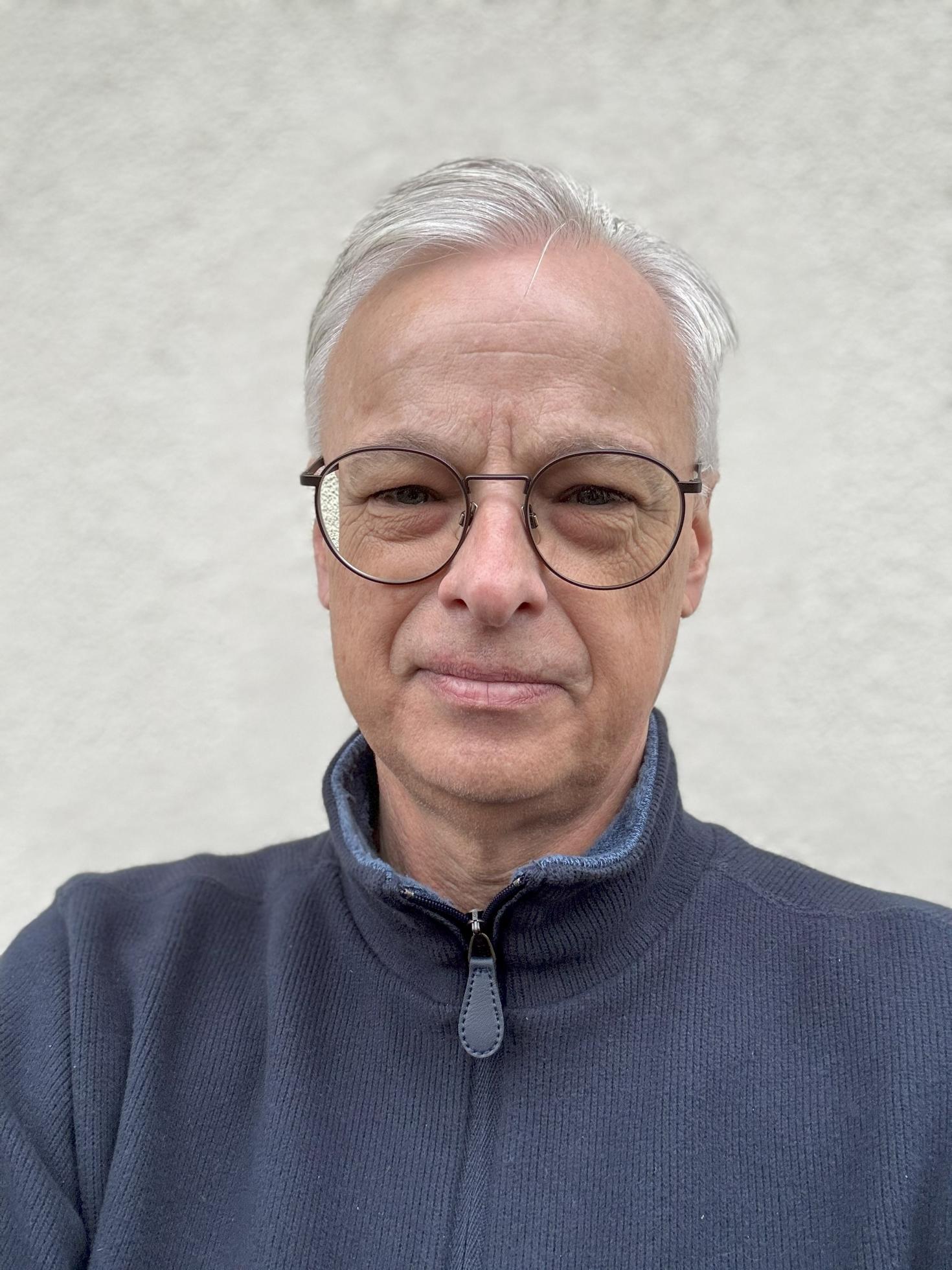Dr. Leonard Wassenaar's headshot