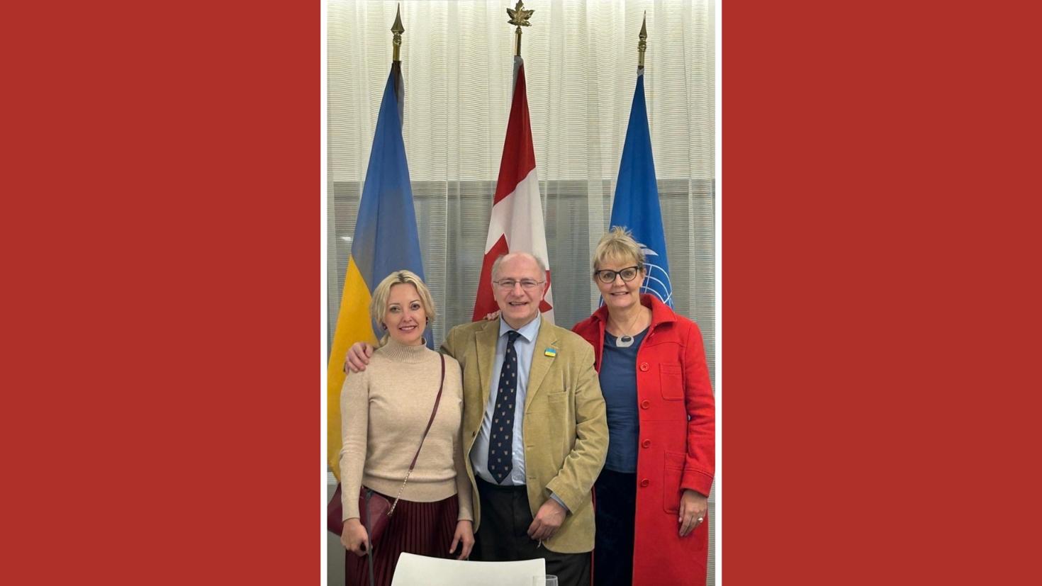 Nina Potarska, John Packer & Ms. Jessen