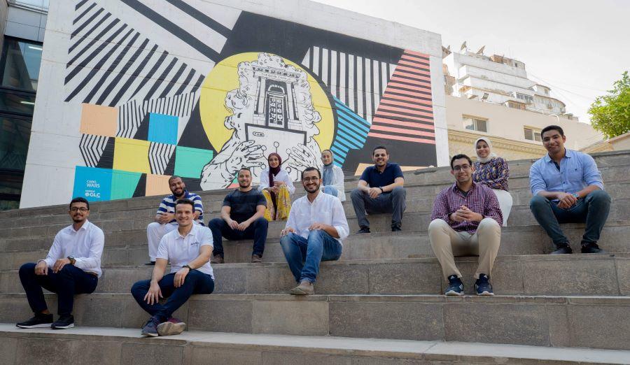 Les élèves posent pour une photo d’équipe