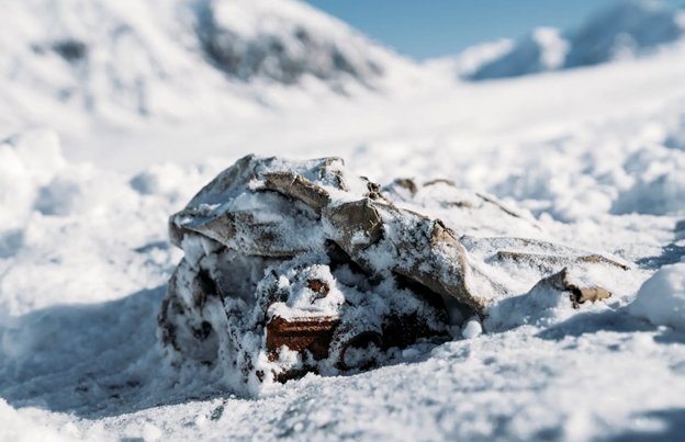 A DeVry “Lunchbox” camera model left behind by Yukon explorers in 1937
