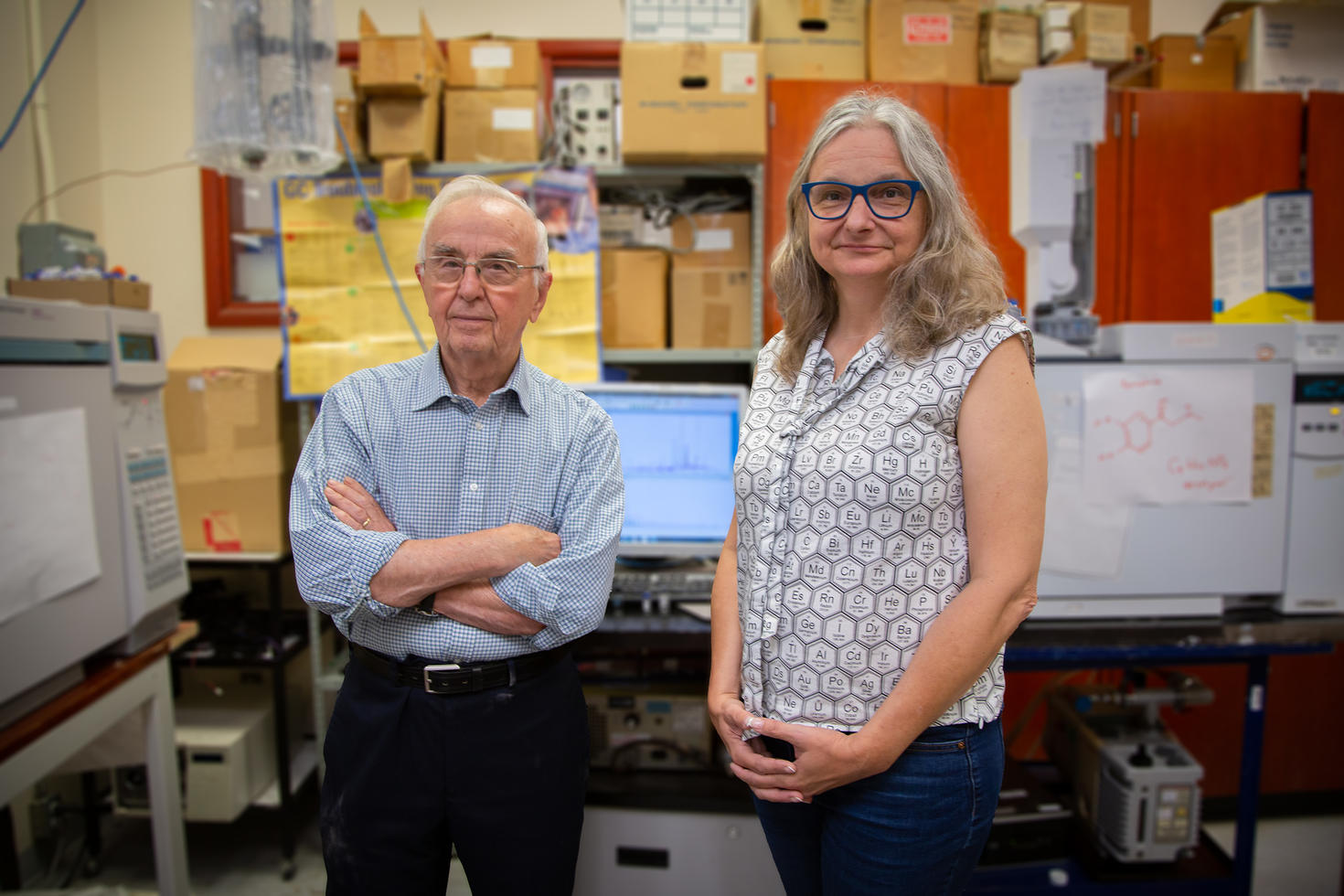 Tony Durst and Sharon Barden in the John L. Holmes Mass Spectrometry Facility