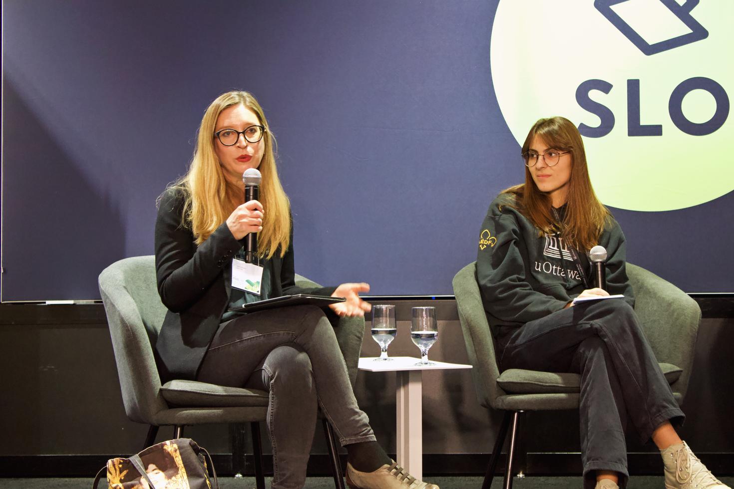 Portrait de Claudia Bouliane et Louna Renard, membres du Club de lecture du Département de français