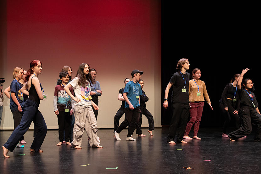 L’activité participative Musique et mieux-être, qui a eu lieu à l’École secondaire publique De La Salle, a attiré plus d’une centaine de personnes.