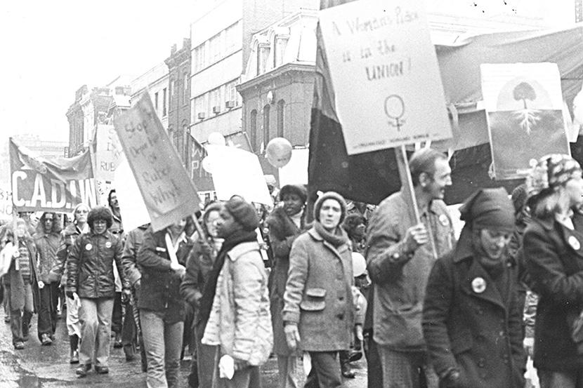 Nancy Adamson, photographe. « Stop the Deportation of Rubena Whyte », Manifestation de la Journée internationale de la femme à Toronto (11 mars 1978), Archives et collections spéciales, Université d'Ottawa, 10-001-S3-I202