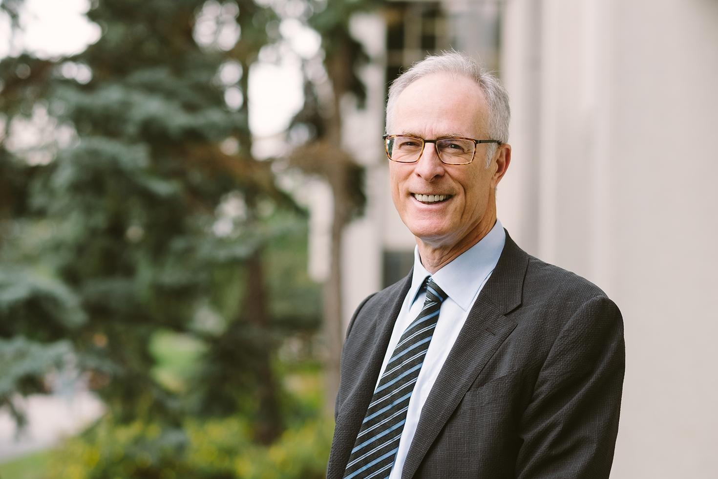 Dr Phil Wells (MD 1984) 