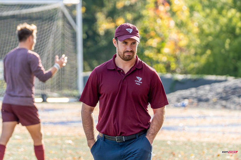 L'entraîneur de rugby masculin des Gee-Gees de l'Université d'Ottawa, James Fleming.