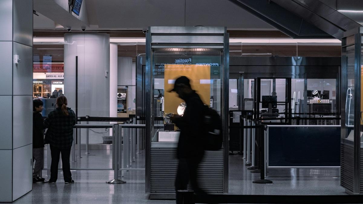 TSA security at airport