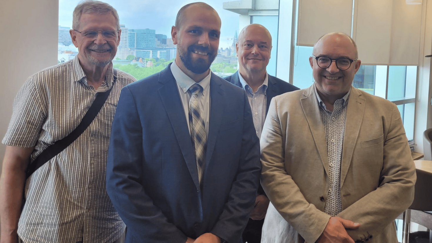Sébastien Girard Lindsay en présence de membres du jury lors de la soutenance de son doctorat