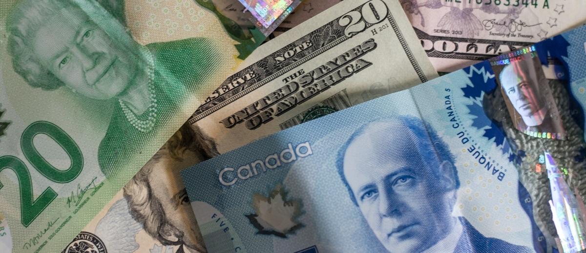 Canadian and American currencies