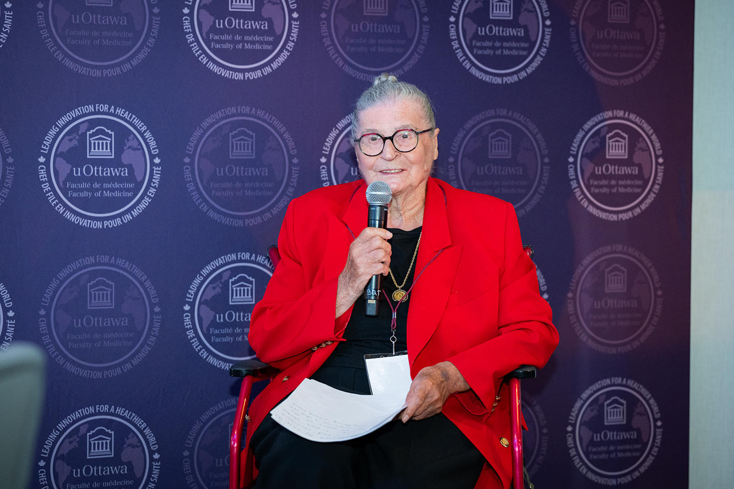Dr. Garvey, MD 1960, captivated the audience during her speech upon receiving the Lifetime Achievement Award.