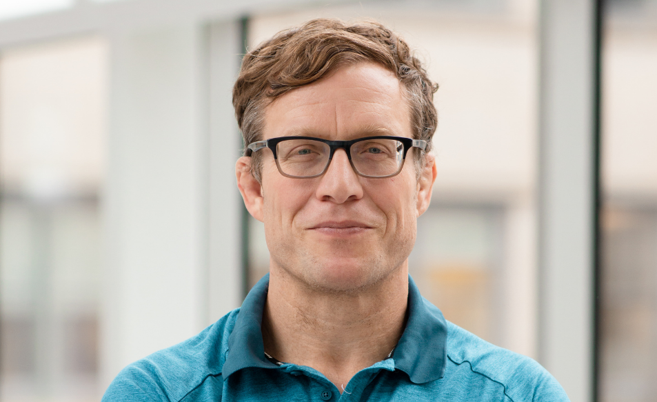 Evan Lavoie Supervisor, Academic Program Management Official Languages and Bilingualism Institute (OLBI)