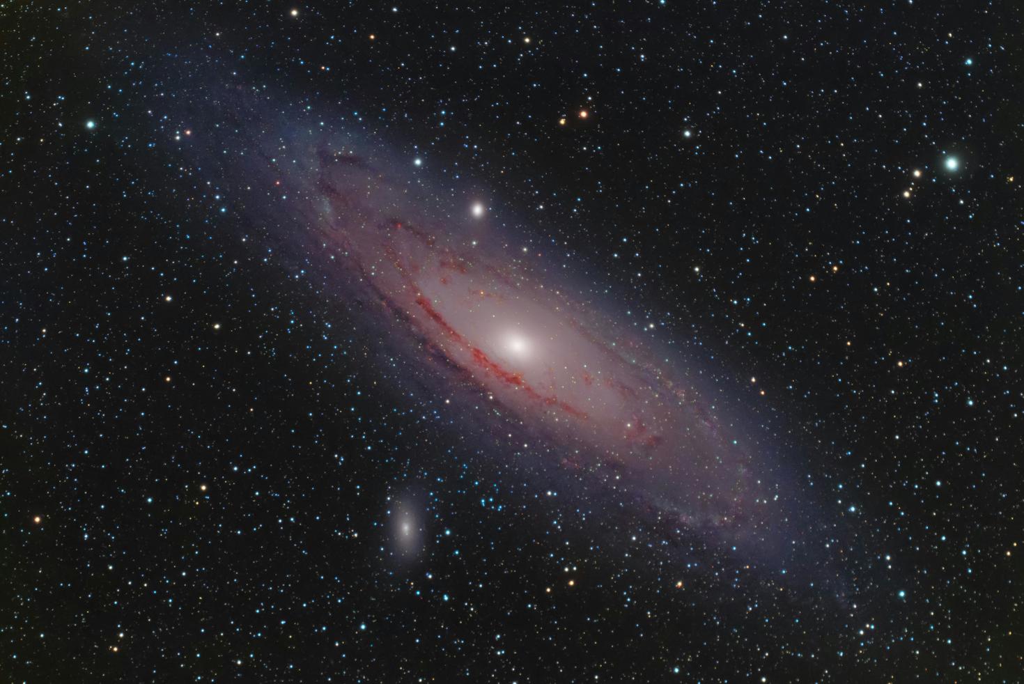 Scenic View of Galaxy in Space – Photo: pexels.com