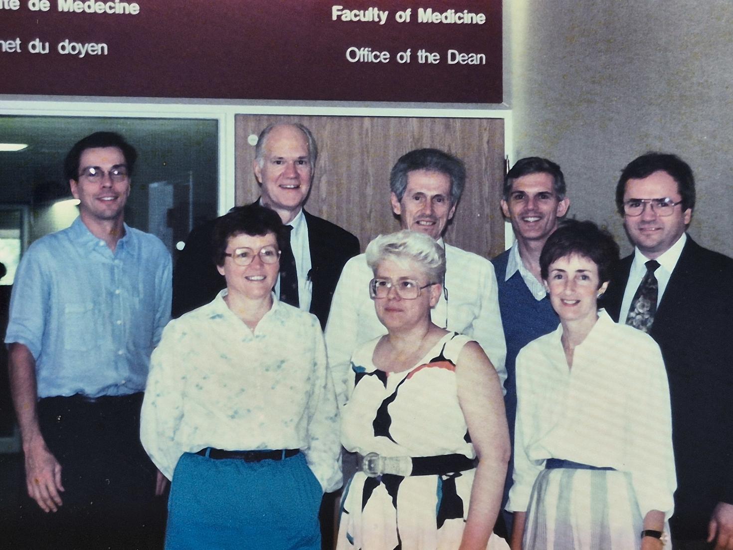 Les membres de la première équipe du Bureau des affaires francophones - été 1995.