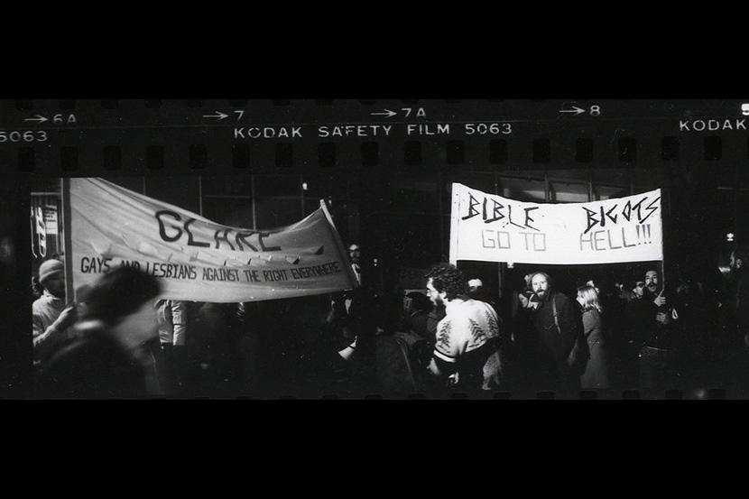 Manifestation militante de 400 personnes contre un rassemblement d'extrême droite à Toronto