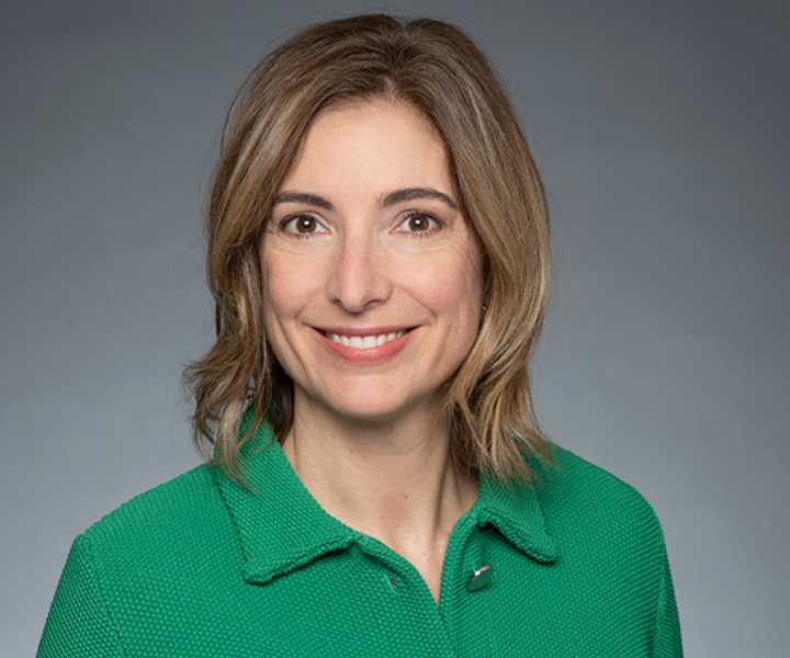 Claire Kendall, doyenne associée à la responsabilité sociale à la Faculté de médecine et et coprésidente du comité consultatif de la stratégie de sécurité alimentaire