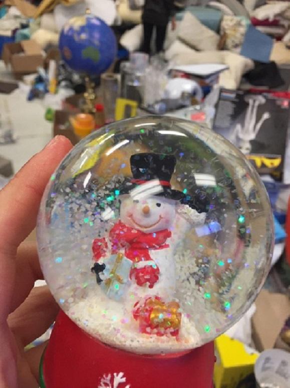 Neige avec bonhomme de neige.